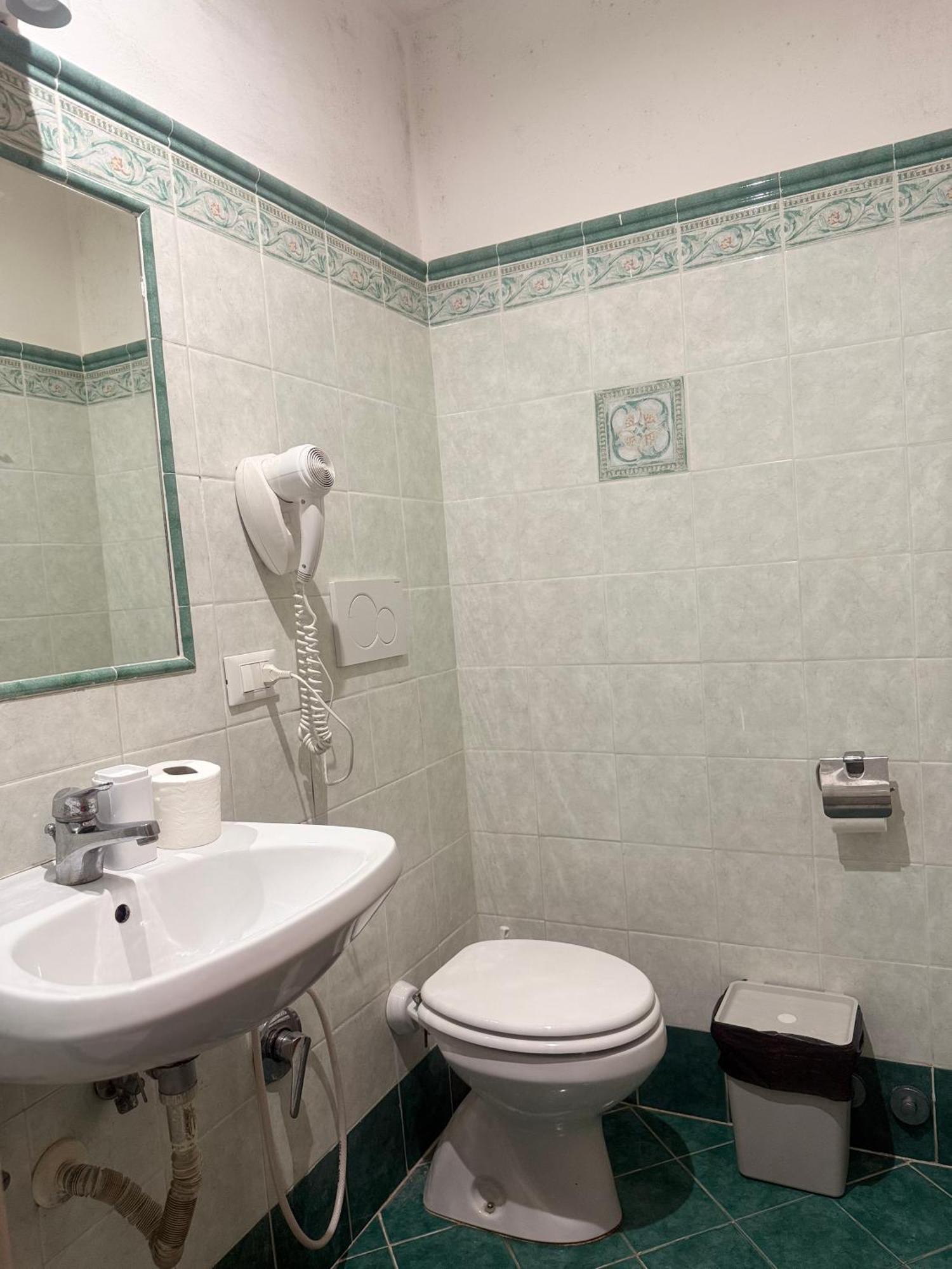 Grand Gaeta Hotel Rome Buitenkant foto