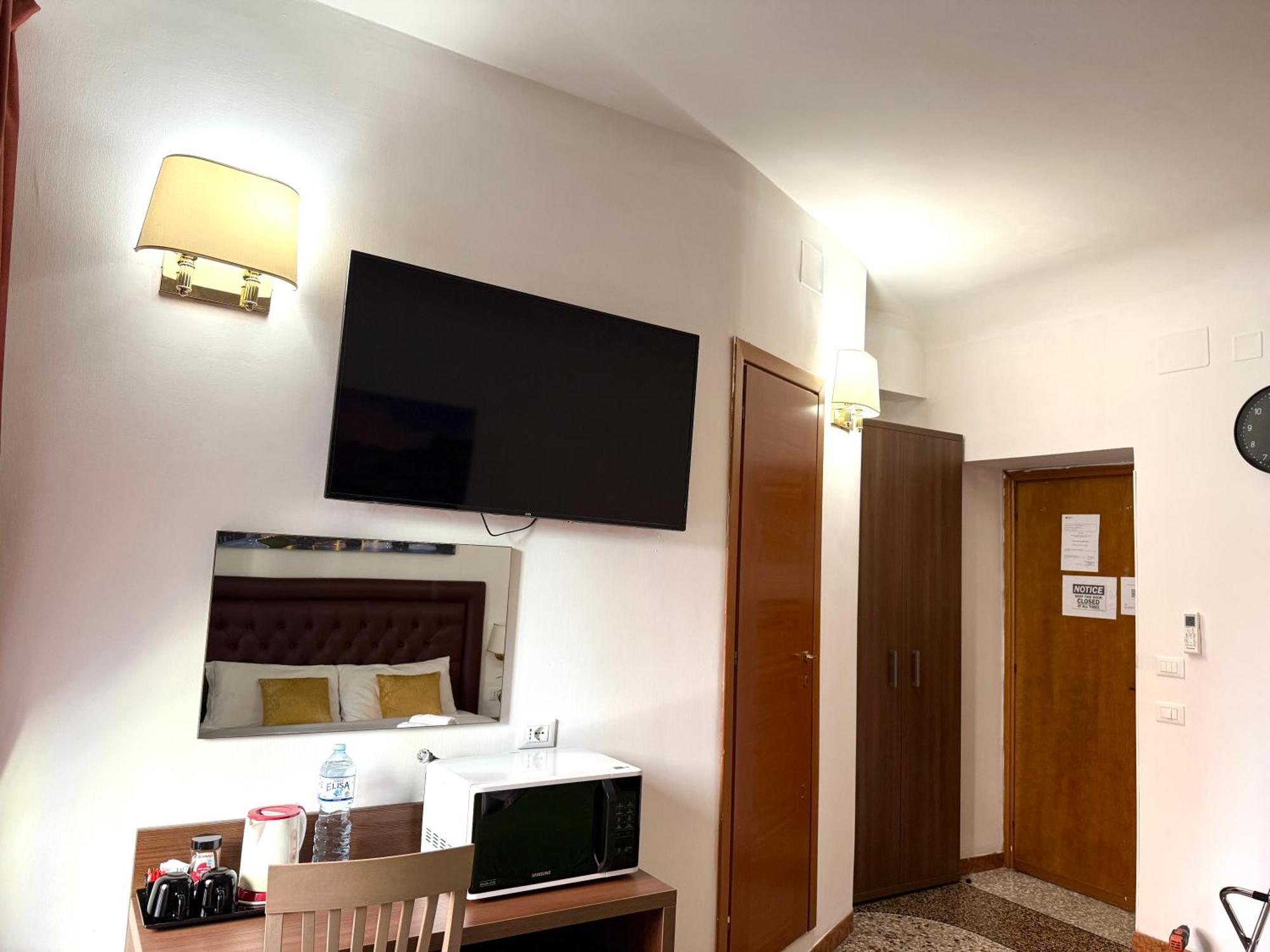 Grand Gaeta Hotel Rome Buitenkant foto