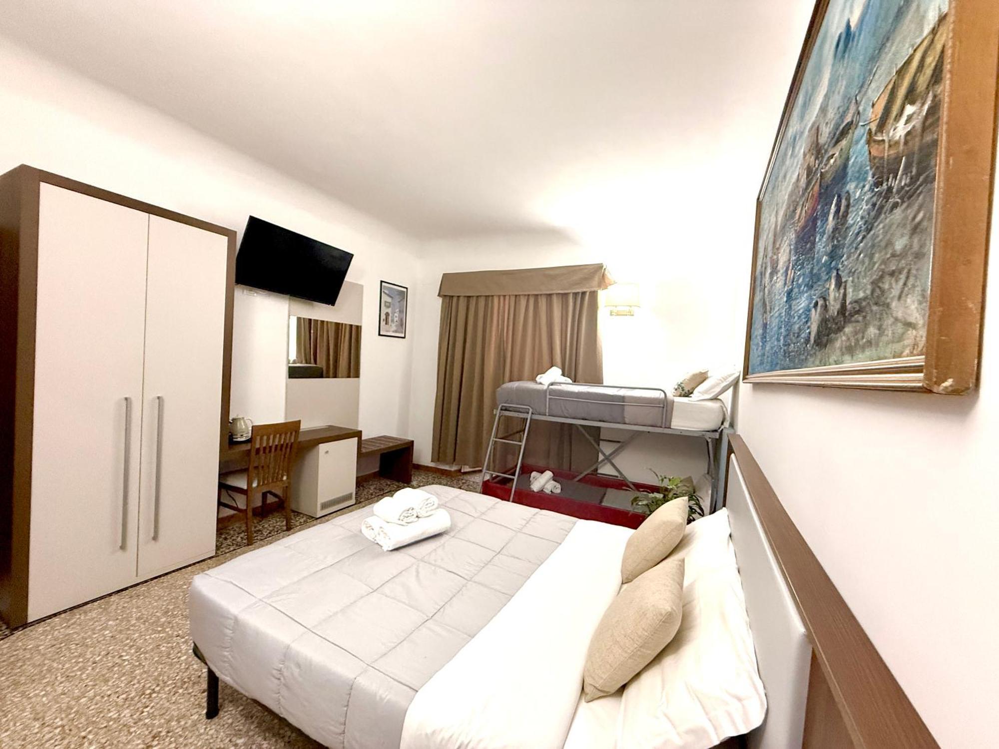 Grand Gaeta Hotel Rome Buitenkant foto