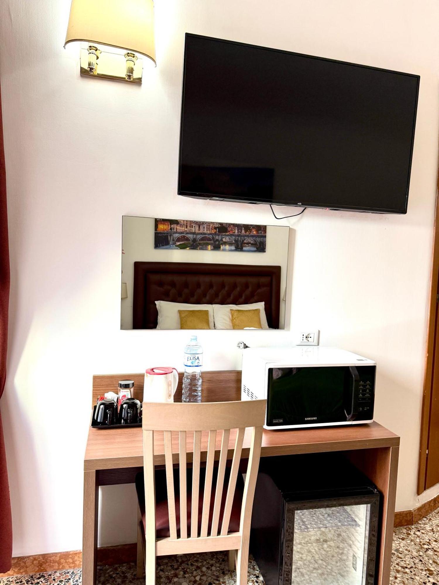 Grand Gaeta Hotel Rome Buitenkant foto